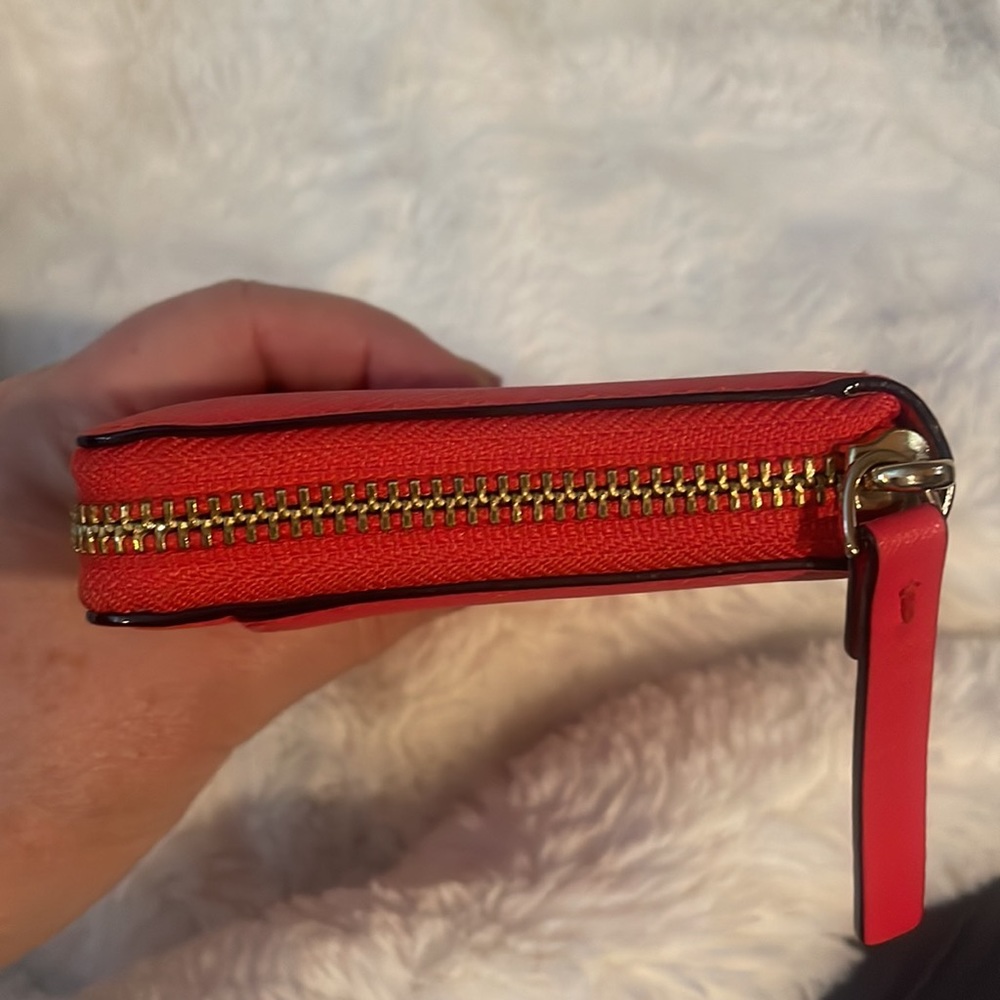 Kate Spade Take the Cake Wallet Coral Leather Zip - Picture 8 of 9